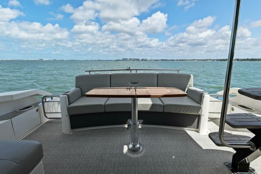 2017 Tiara Yachts 44 