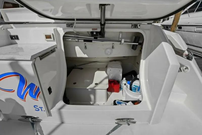 Wild Blue Yacht Photos Pics Cockpit