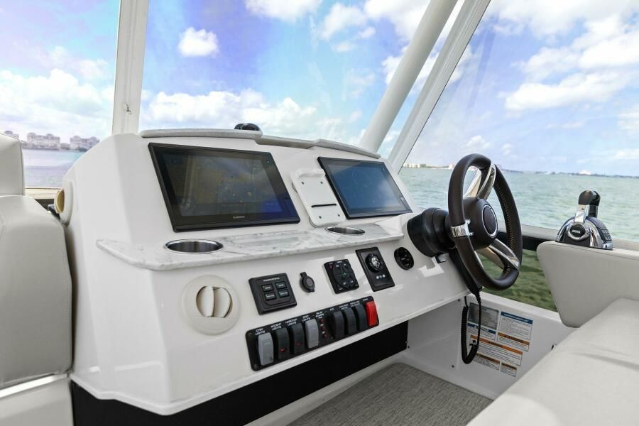 2017 Tiara Yachts 44 