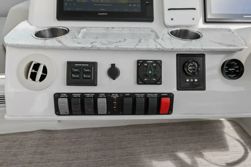 Wild Blue Yacht Photos Pics Flybridge