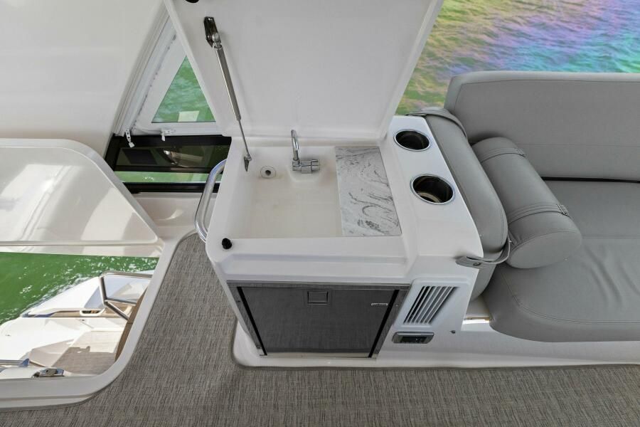 2017 Tiara Yachts 44 