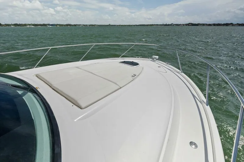 Wild Blue Yacht Photos Pics Foredeck