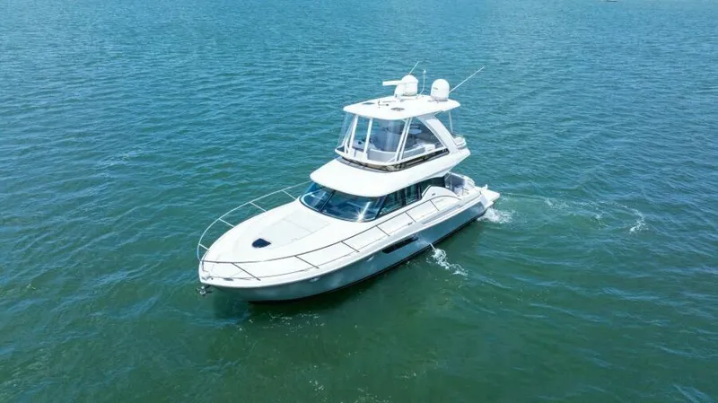 Wild Blue Yacht Photos Pics Aerial Profile