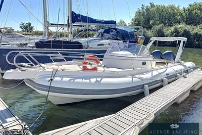 2016 Capelli Tempest 900 WA