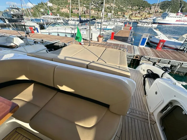  Yacht Photos Pics Princess V 48