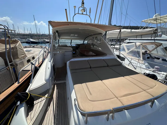  Yacht Photos Pics Princess V48