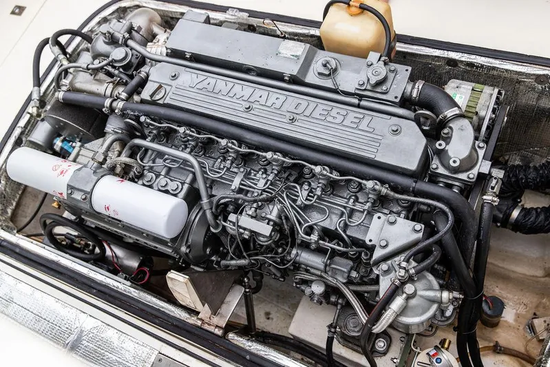 Calm Yacht Photos Pics Yanmar diesel engine in a 1999 Hinckley Picnic Boat Classic.