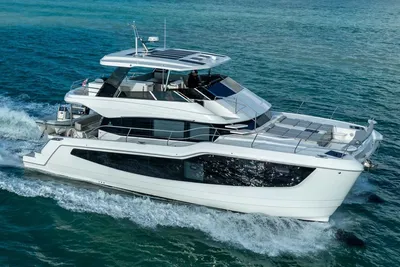 2025 Aquila 50 Yacht