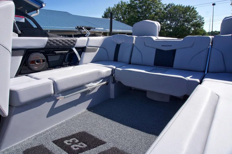  Yacht Photos Pics Interior of 2025 MasterCraft XT23 boat with luxurious seating and modern design.