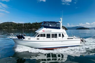 Symbol 42 Classic Trawler