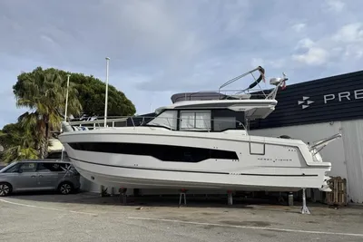 2023 Jeanneau Merry Fisher 1295 Fly