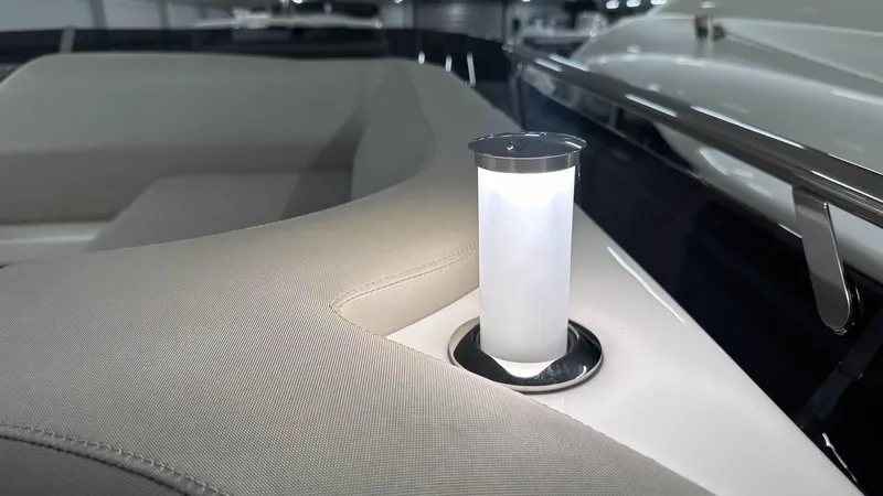 F55163 Yacht Photos Pics 