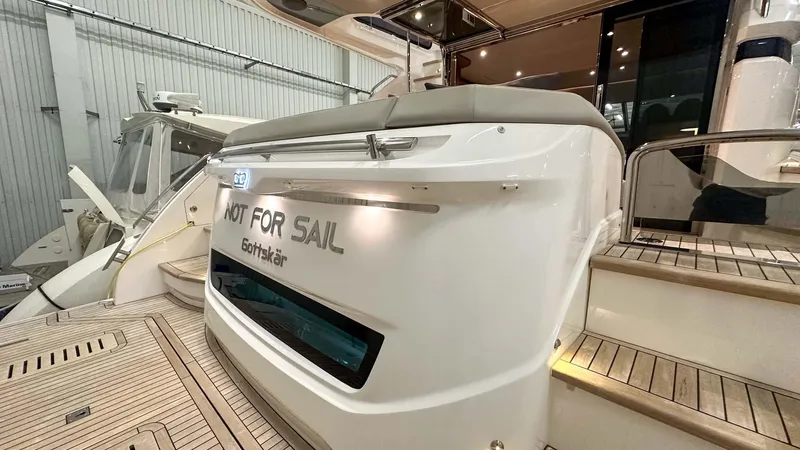F55163 Yacht Photos Pics 