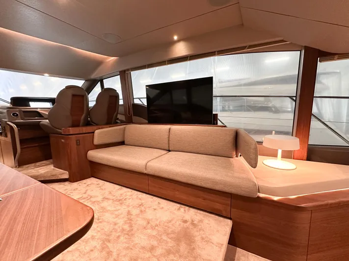 F55163 Yacht Photos Pics 