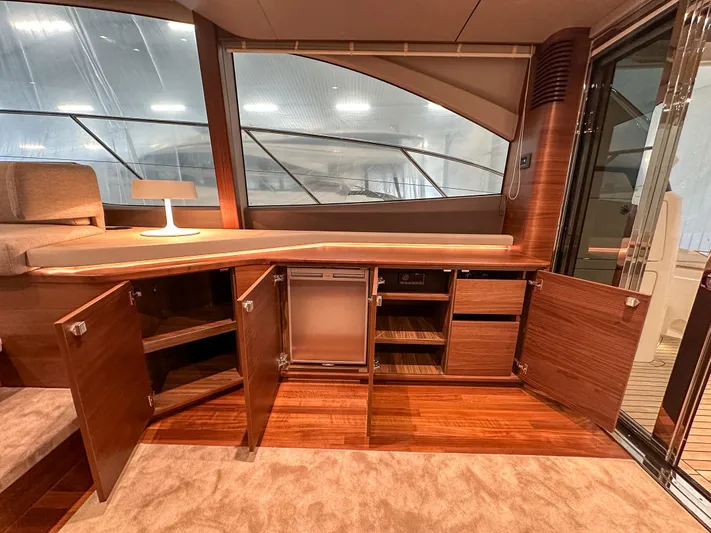 F55163 Yacht Photos Pics 