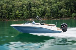 2023 Sea Ray SPX 230 Outboard