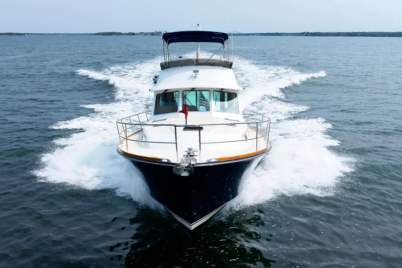  Yacht Photos Pics Running Bow