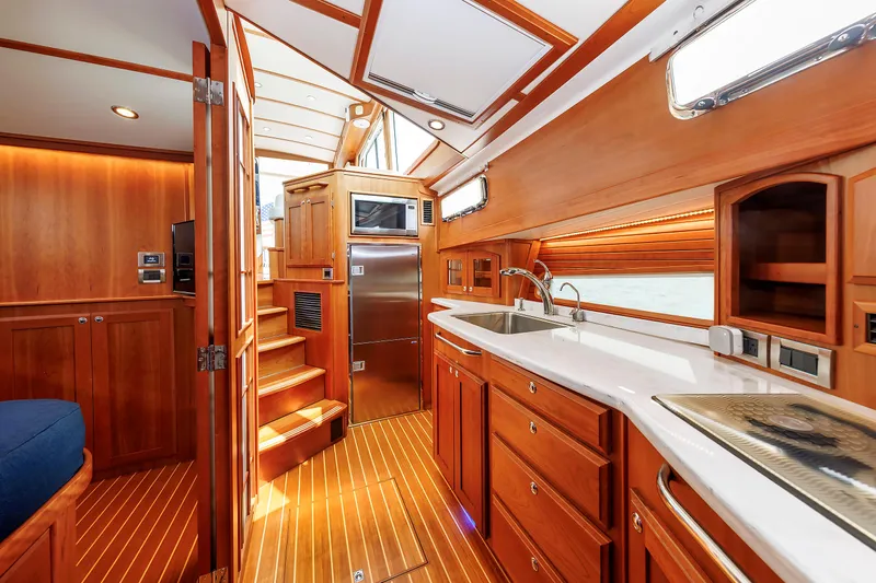  Yacht Photos Pics Galley