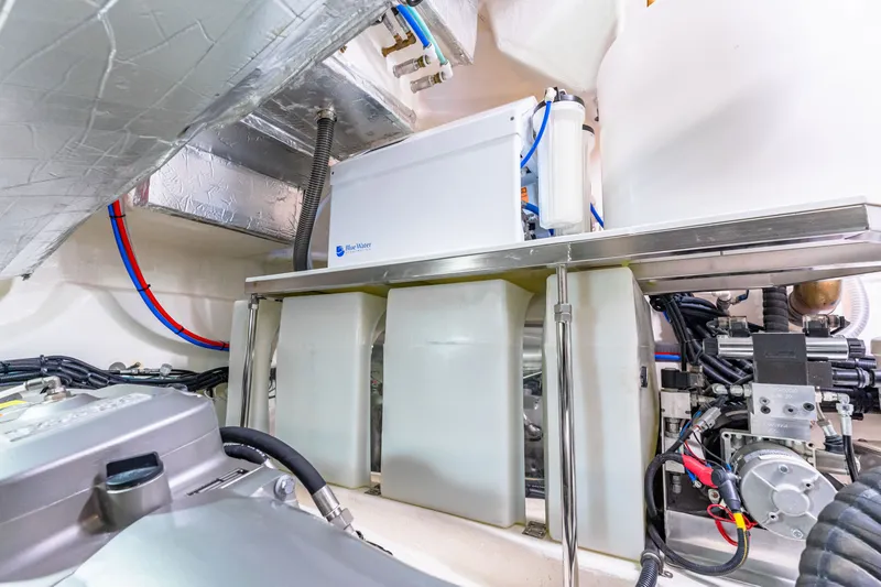 Dash Yacht Photos Pics Watermaker