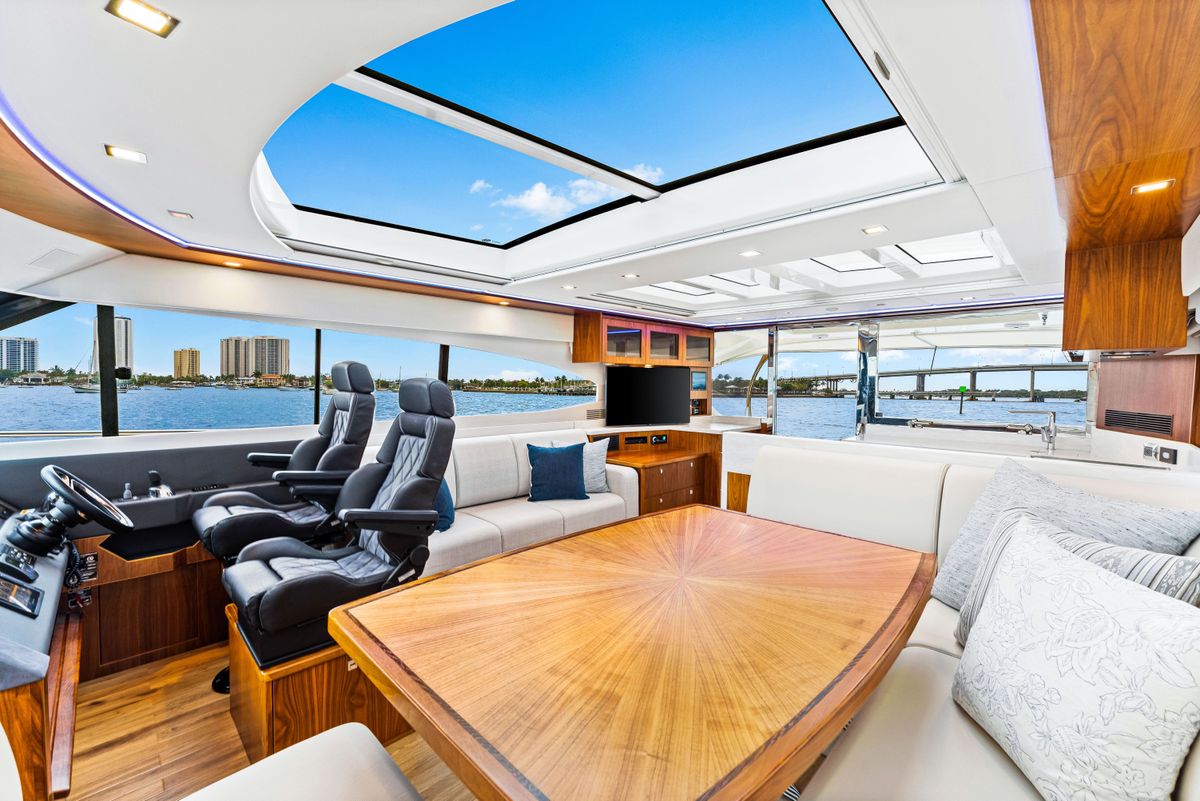 2022 Riviera 60 