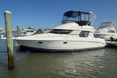 Silverton 351 Sedan Cruiser