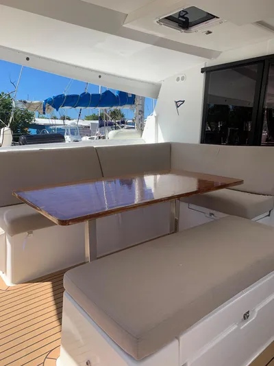 Hourglass Yacht Photos Pics 