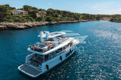 Beneteau Grand Trawler 62