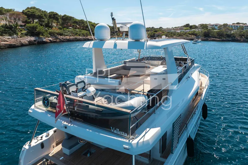  Yacht Photos Pics Grand Trawler 62 - PPL Yachting