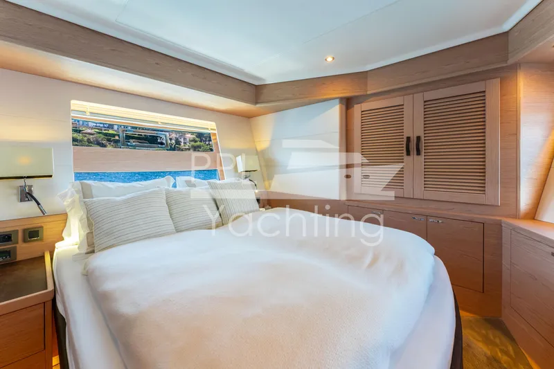  Yacht Photos Pics Grand Trawler 62 - PPL Yachting