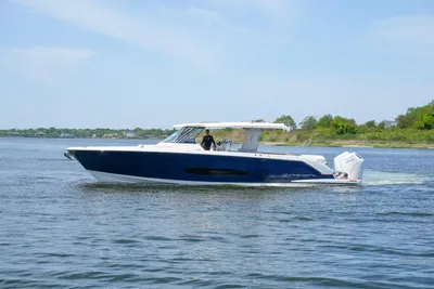 Regal 43 SAV