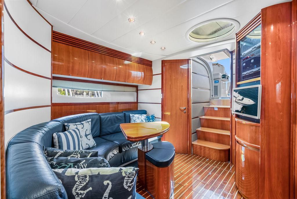 2005 Pershing 50 