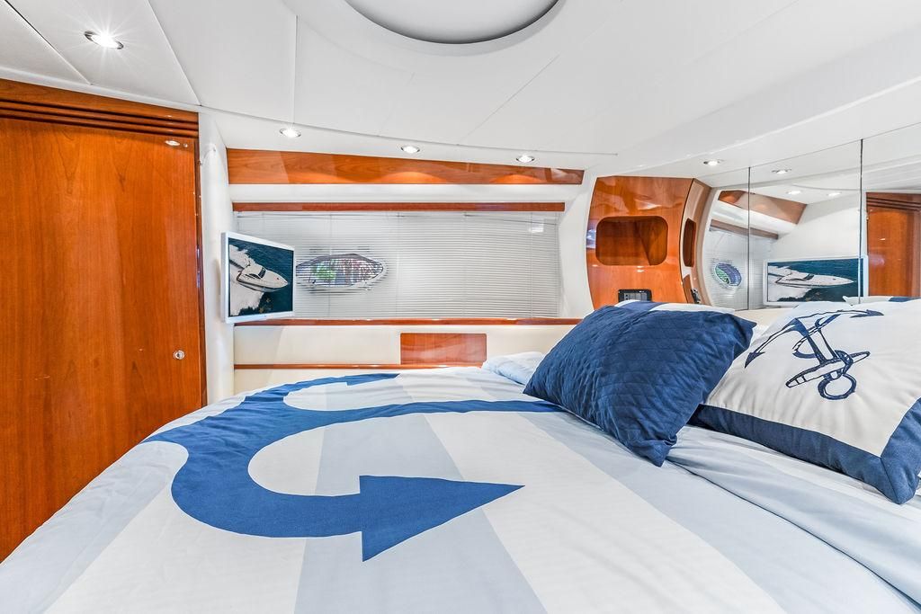 2005 Pershing 50 