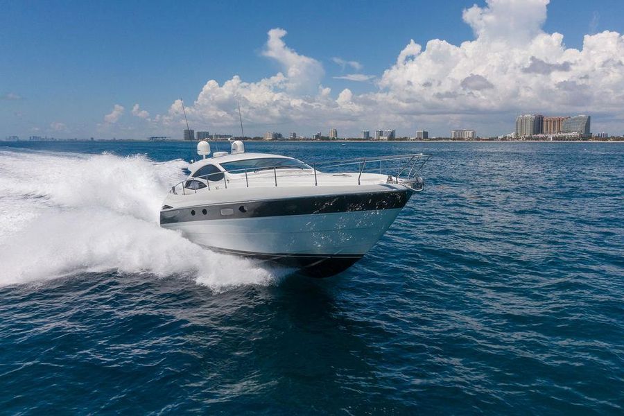 2005 Pershing 50