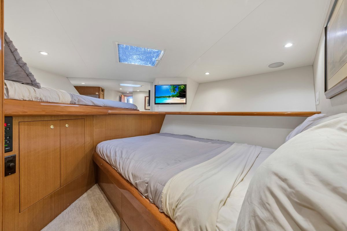 2001 Viking 55 