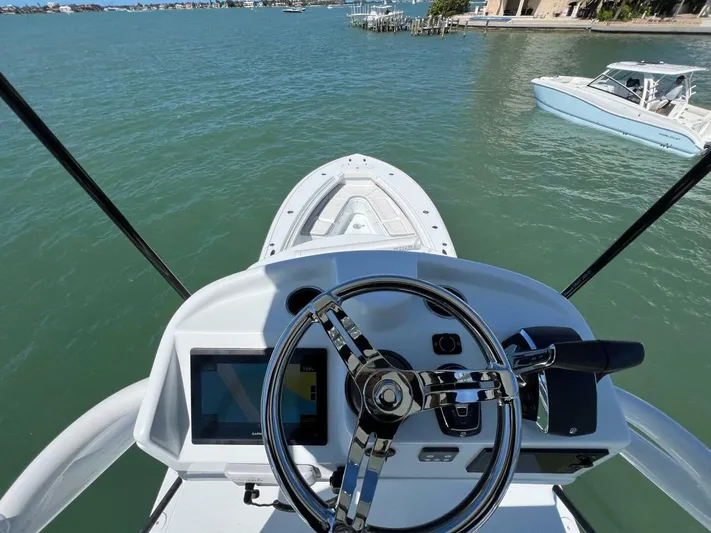 Galati Yacht Sales Trade Yacht Photos Pics 2022 Yellowfin 42 Center Console