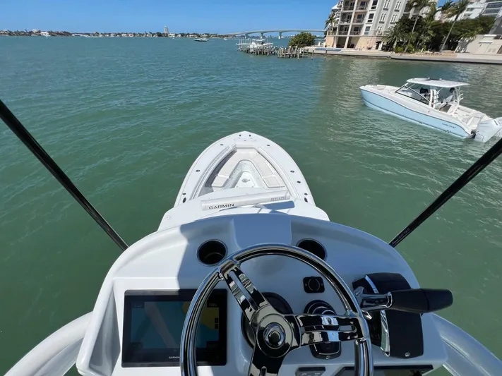 Galati Yacht Sales Trade Yacht Photos Pics 2022 Yellowfin 42 Center Console