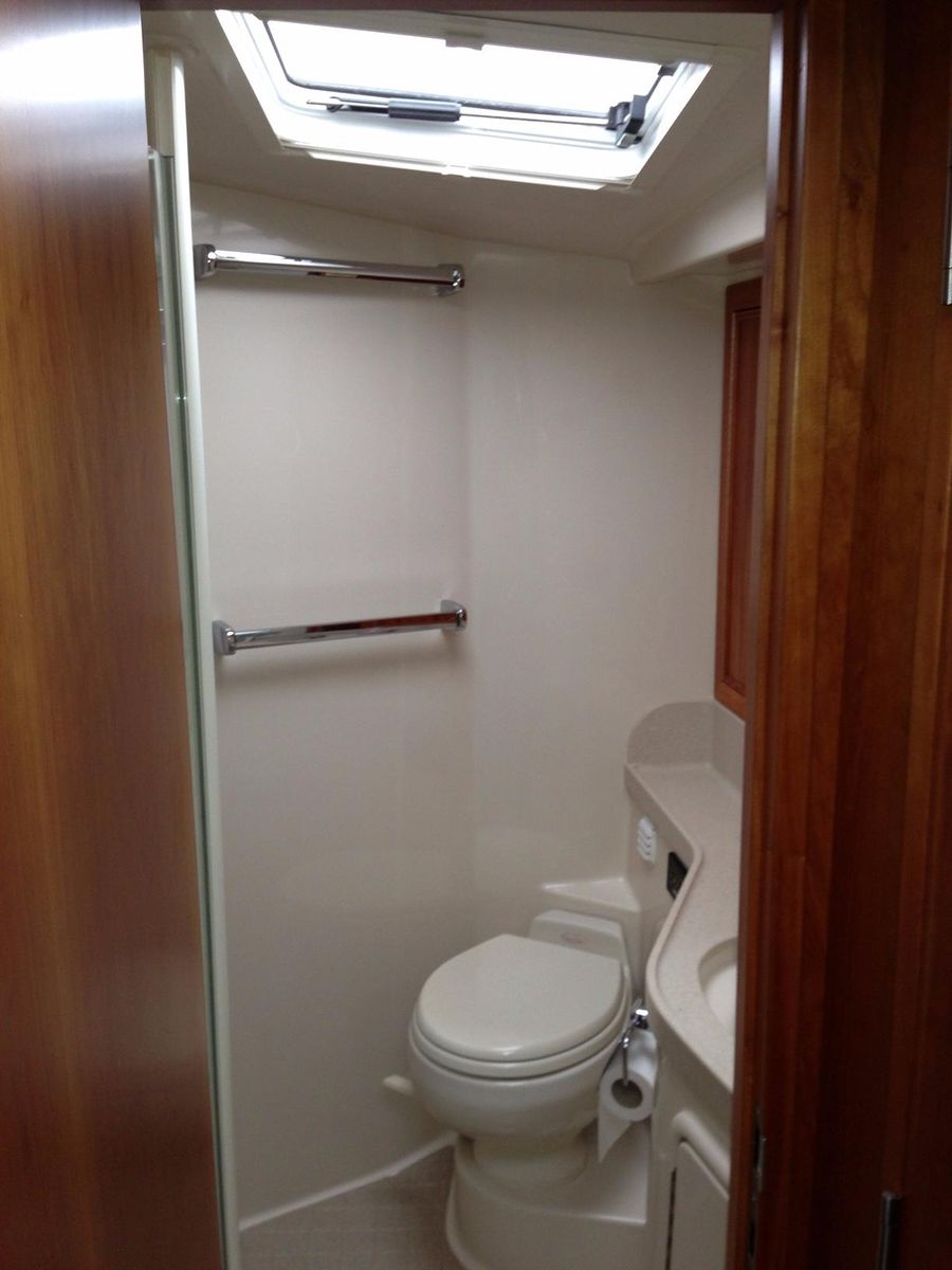 2004 Riviera 58 
