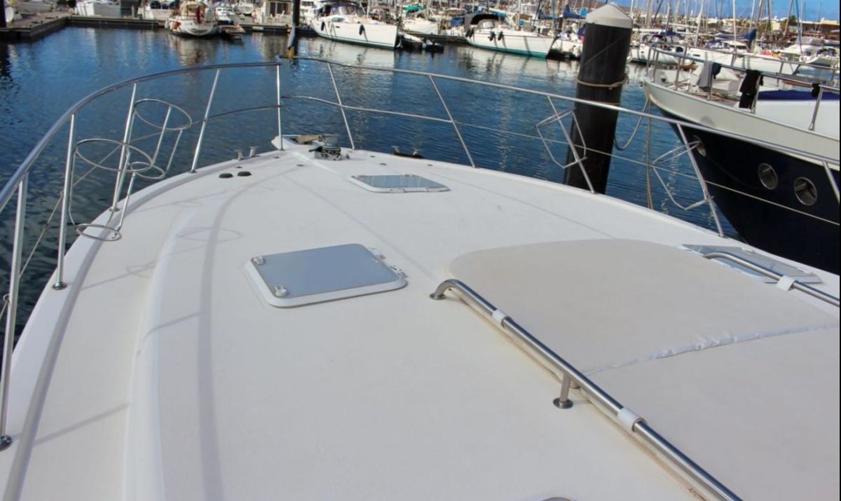 2004 Riviera 58 