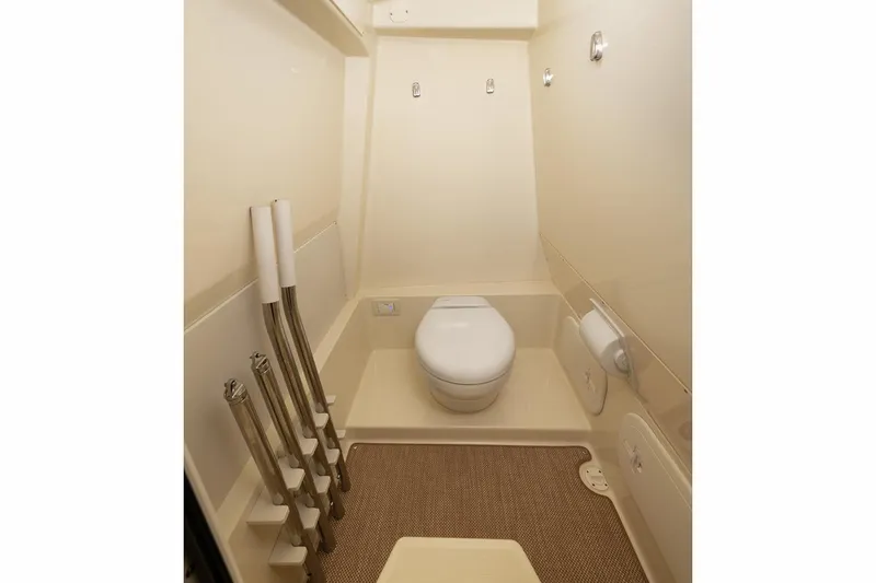  Yacht Photos Pics Manufacturer Provided Image