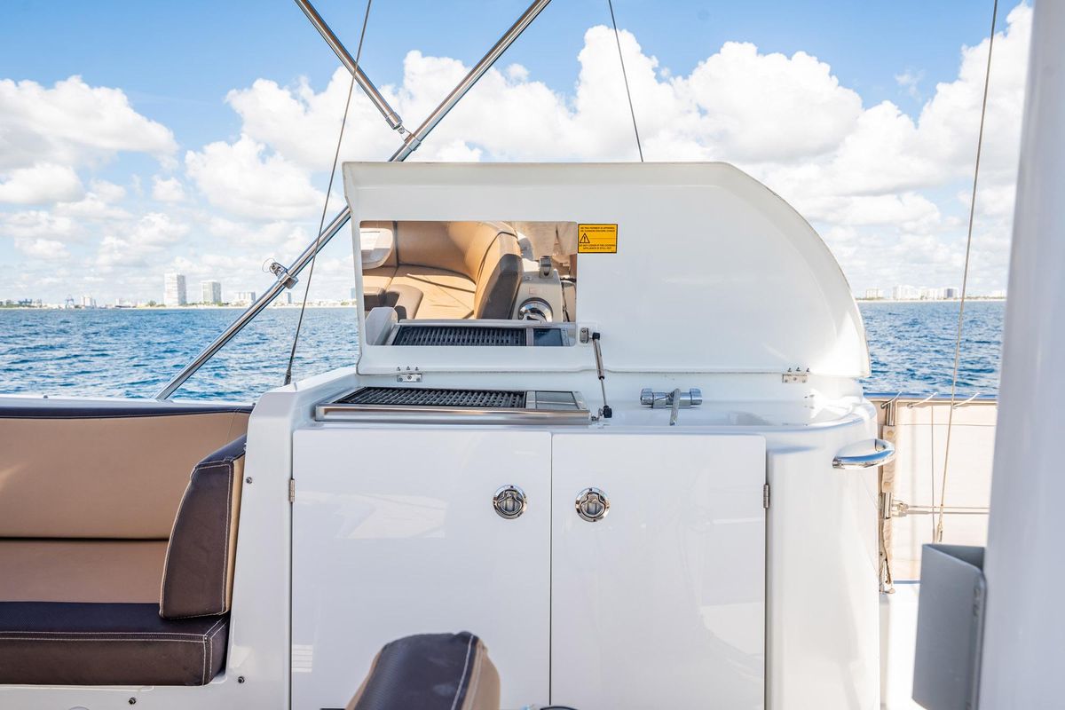 2016 Beneteau 44 