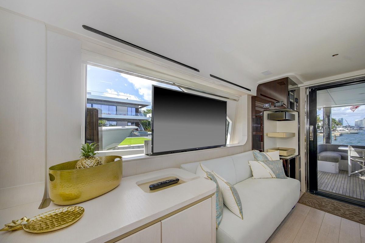 2020 Azimut 78 