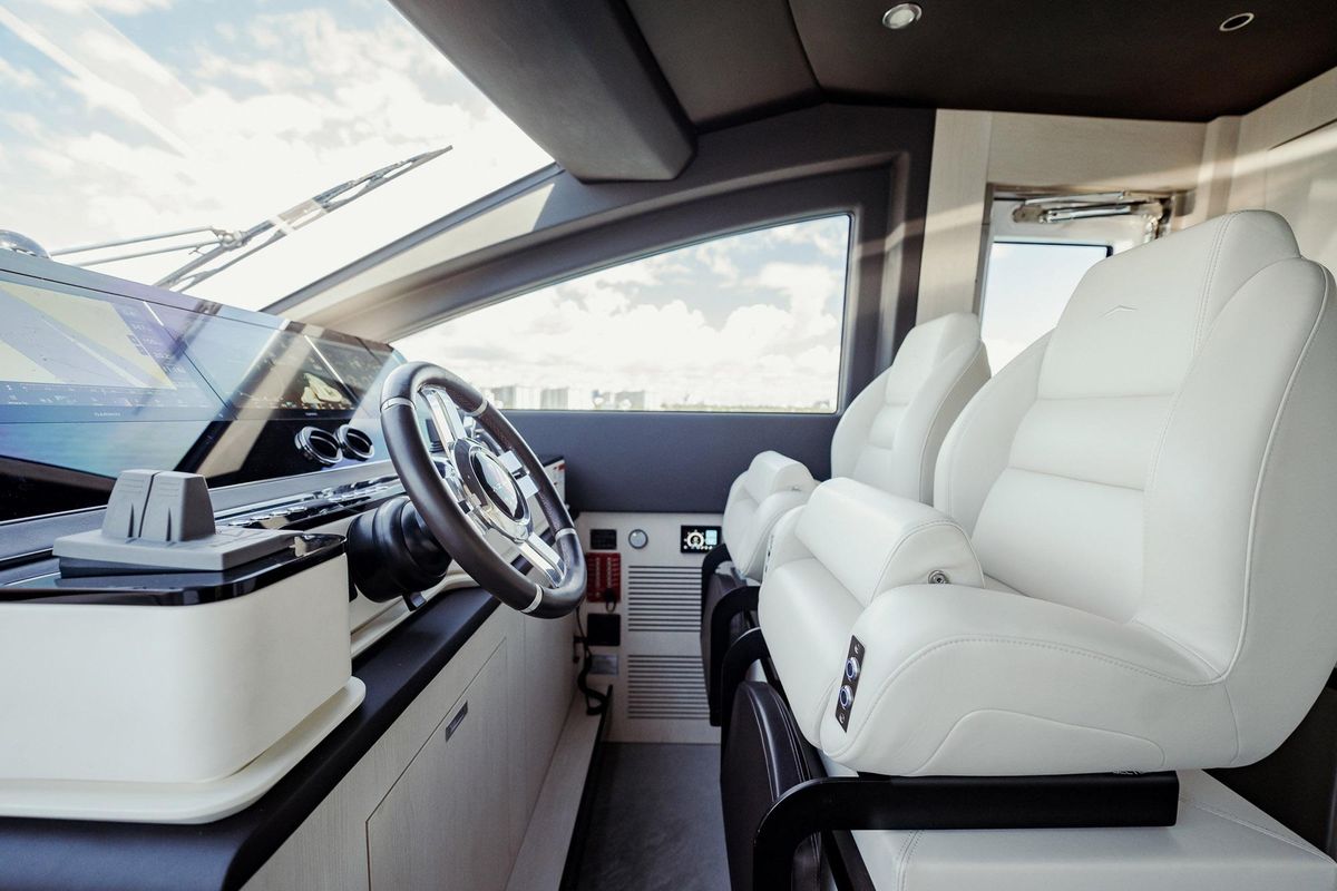 2020 Azimut 78 