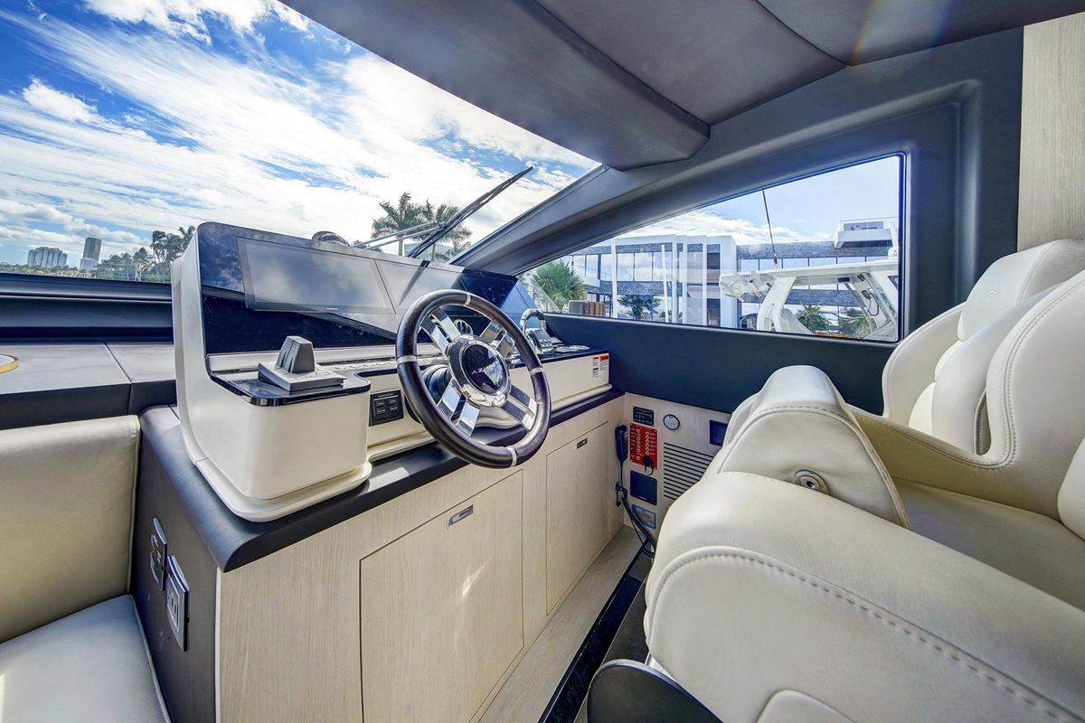 2020 Azimut 78 
