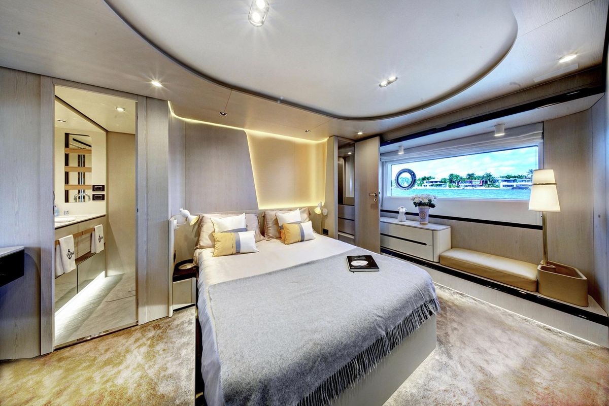 2020 Azimut 78 