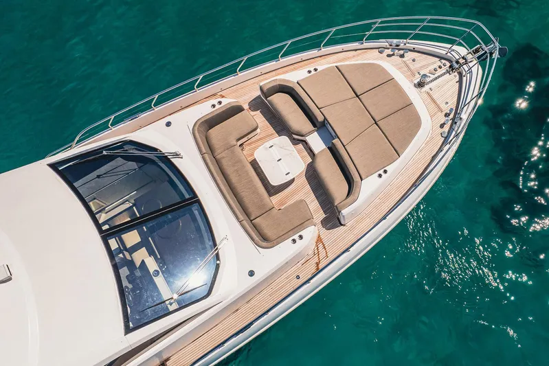 Transcendence Yacht Photos Pics Top view of 2020 Azimut 78 Flybridge yacht with spacious deck and seating.