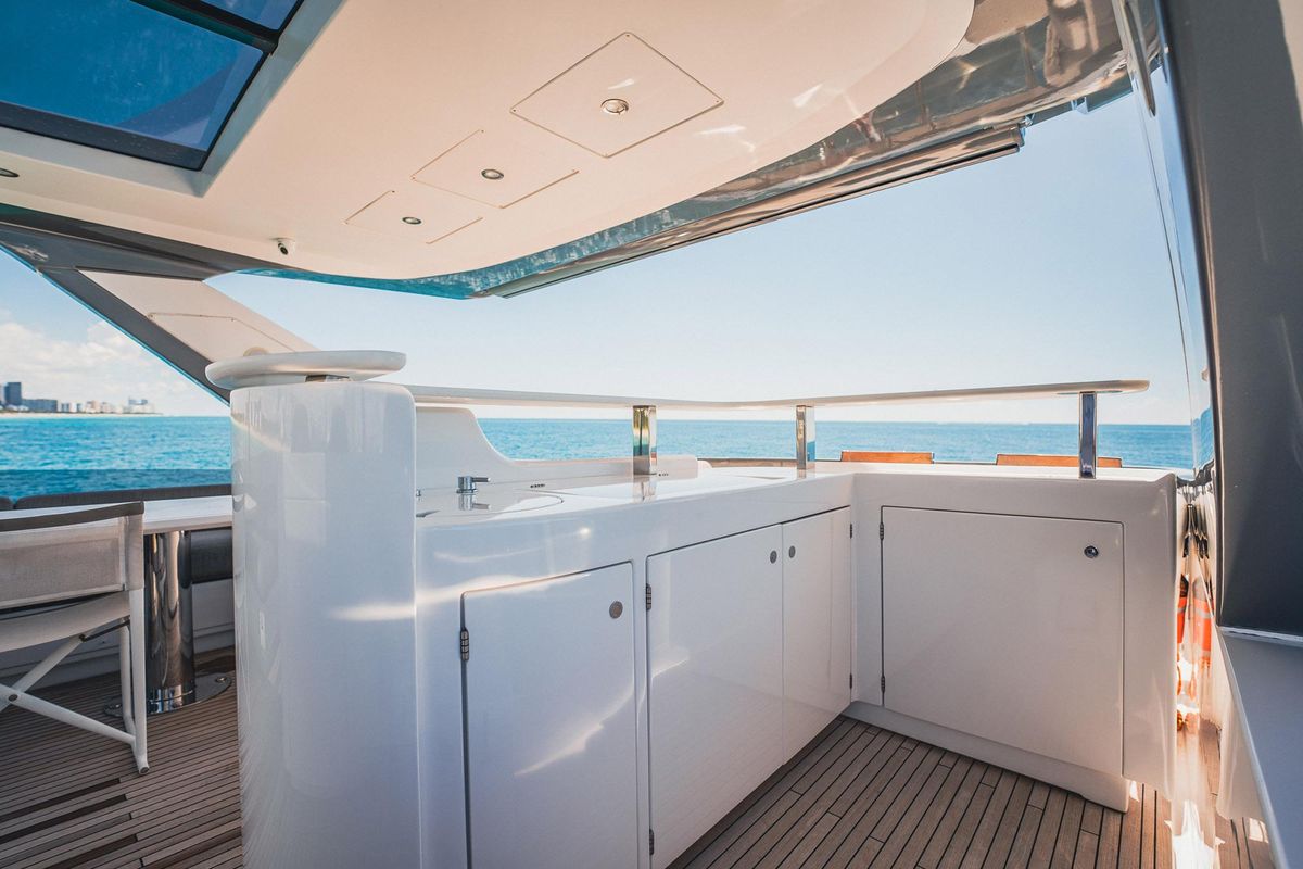 2020 Azimut 78 