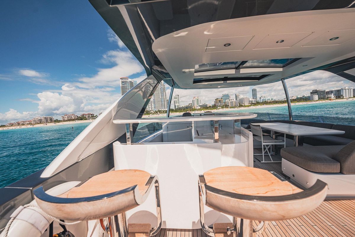 2020 Azimut 78 