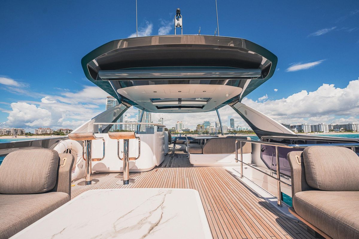 2020 Azimut 78 