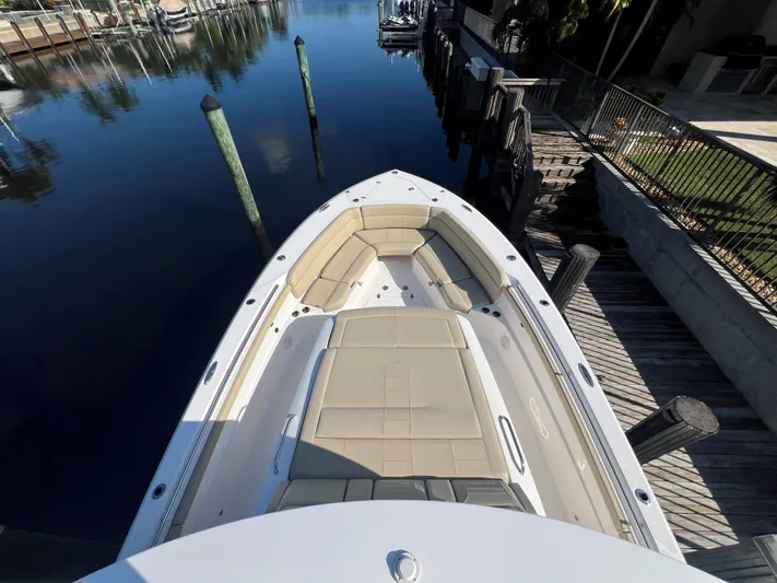 Escape Yacht Photos Pics 