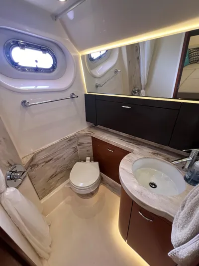 Escape Yacht Photos Pics 